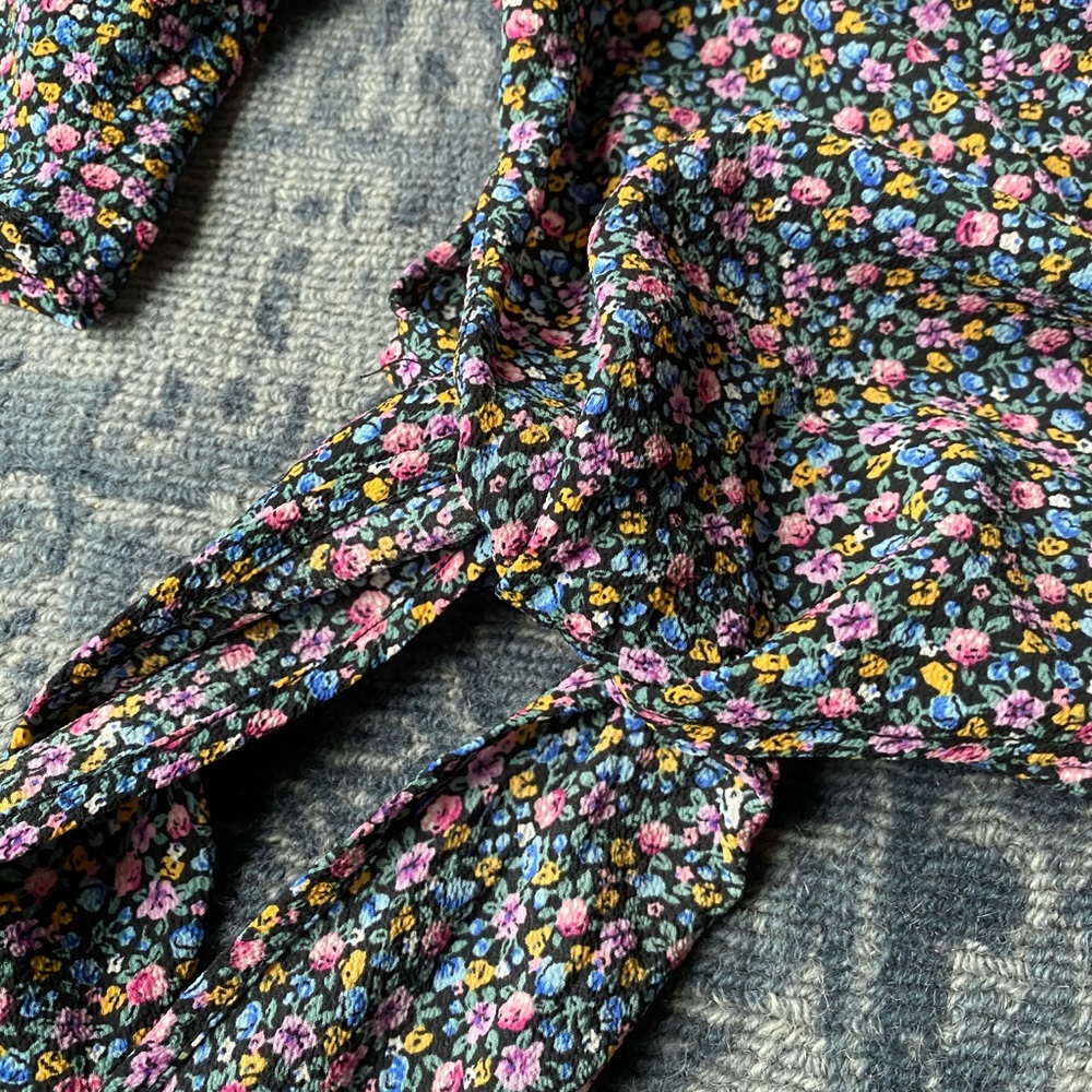 AFRM blouse - Picture 2 of 3
